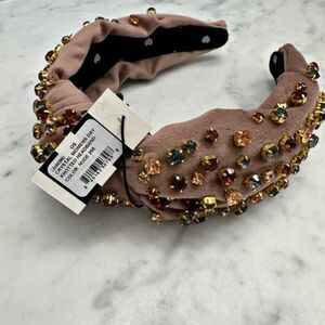 ✨ Lele Sadoughi Limited Edition nude Headband ✨